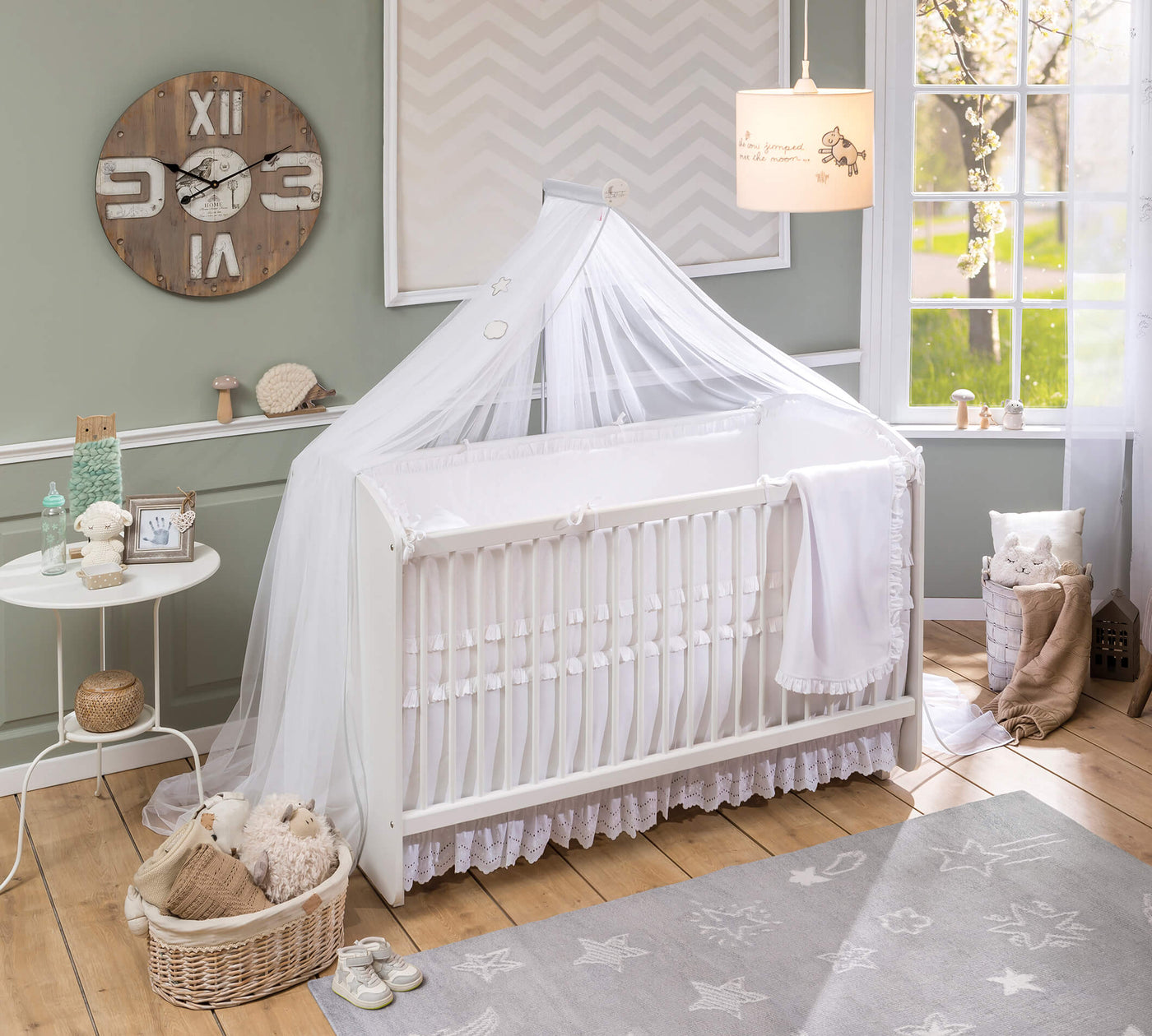 White Swinging Baby Bed (70x130 cm)