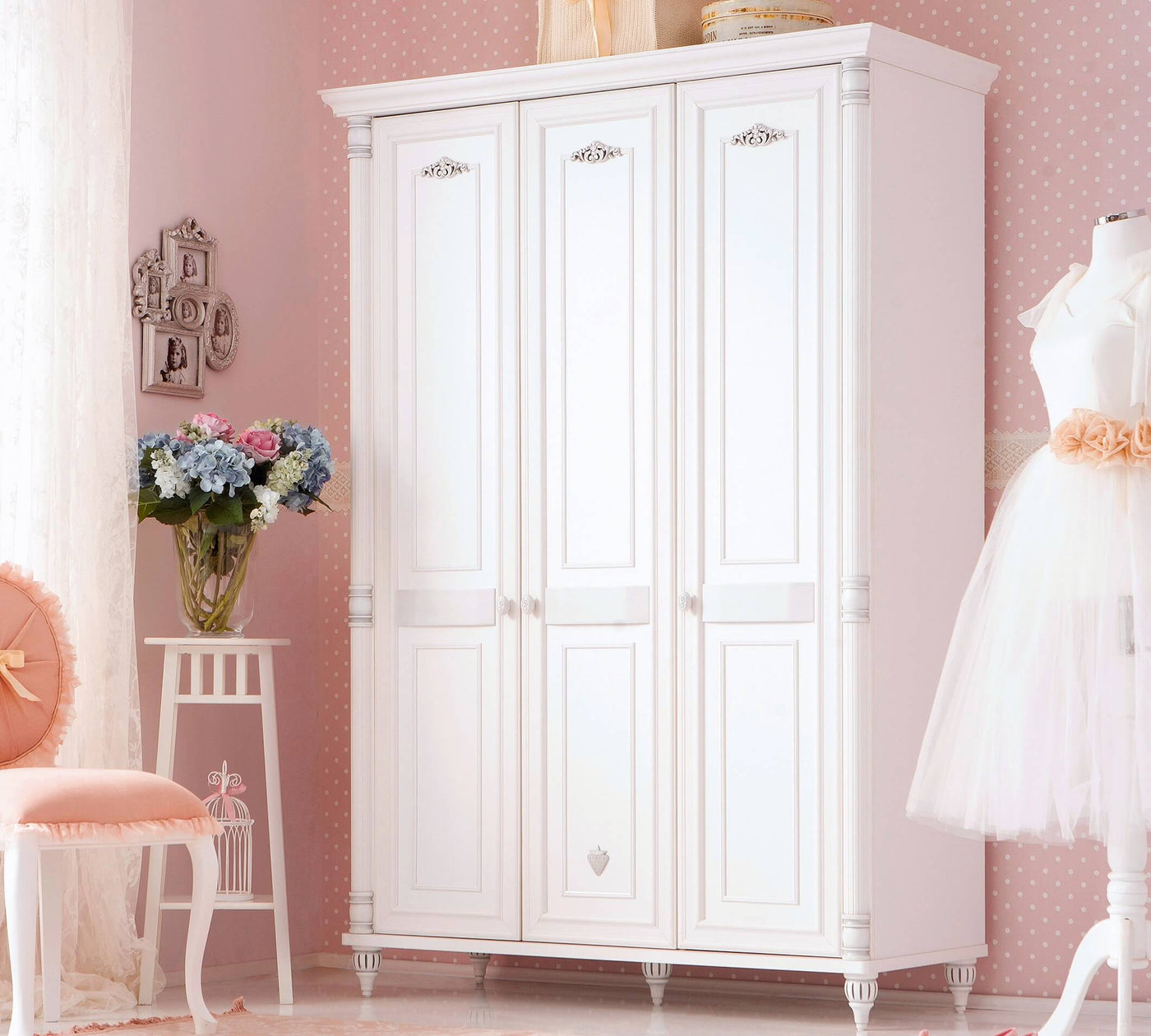 Romantic 3 Doors Wardrobe