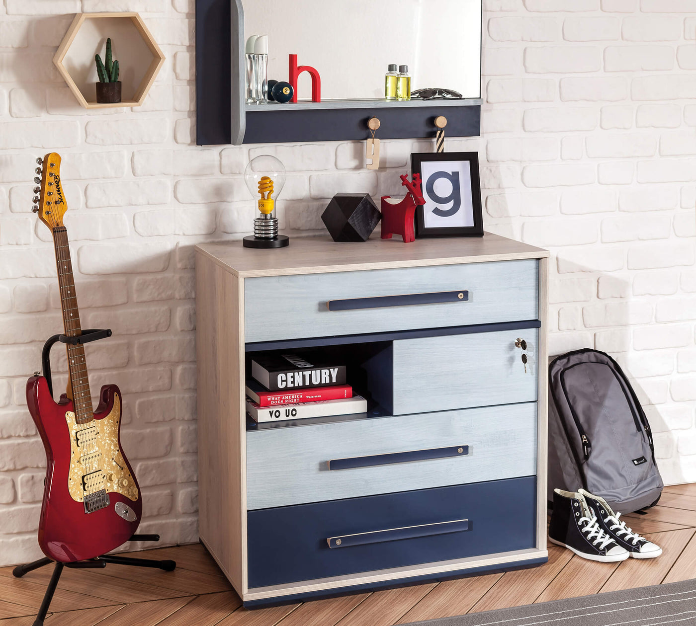 Trio Dresser