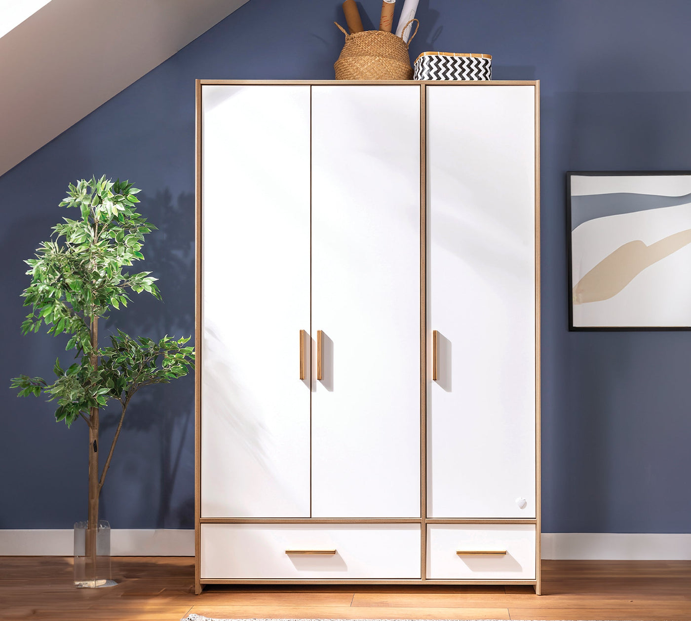 Modera 3 Doors Wardrobe