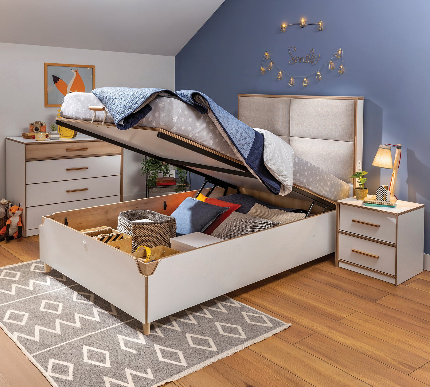 Modera سرير مع مخزن