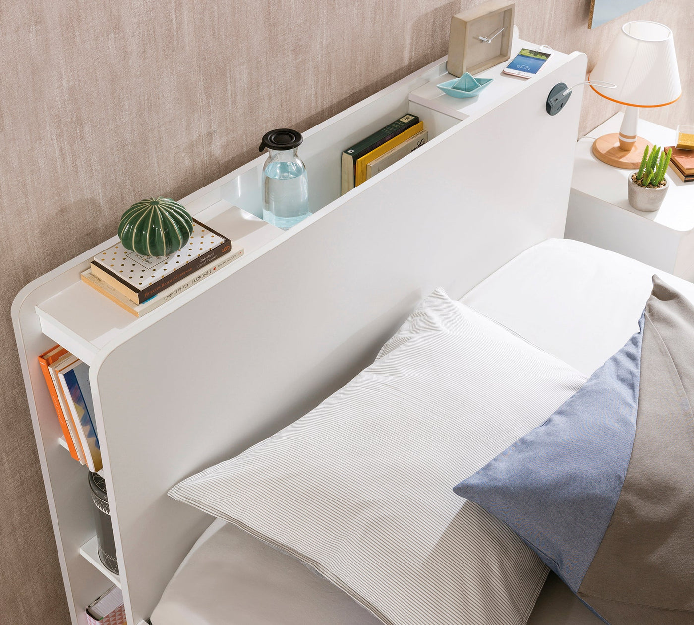 White Bed (120x200 cm)