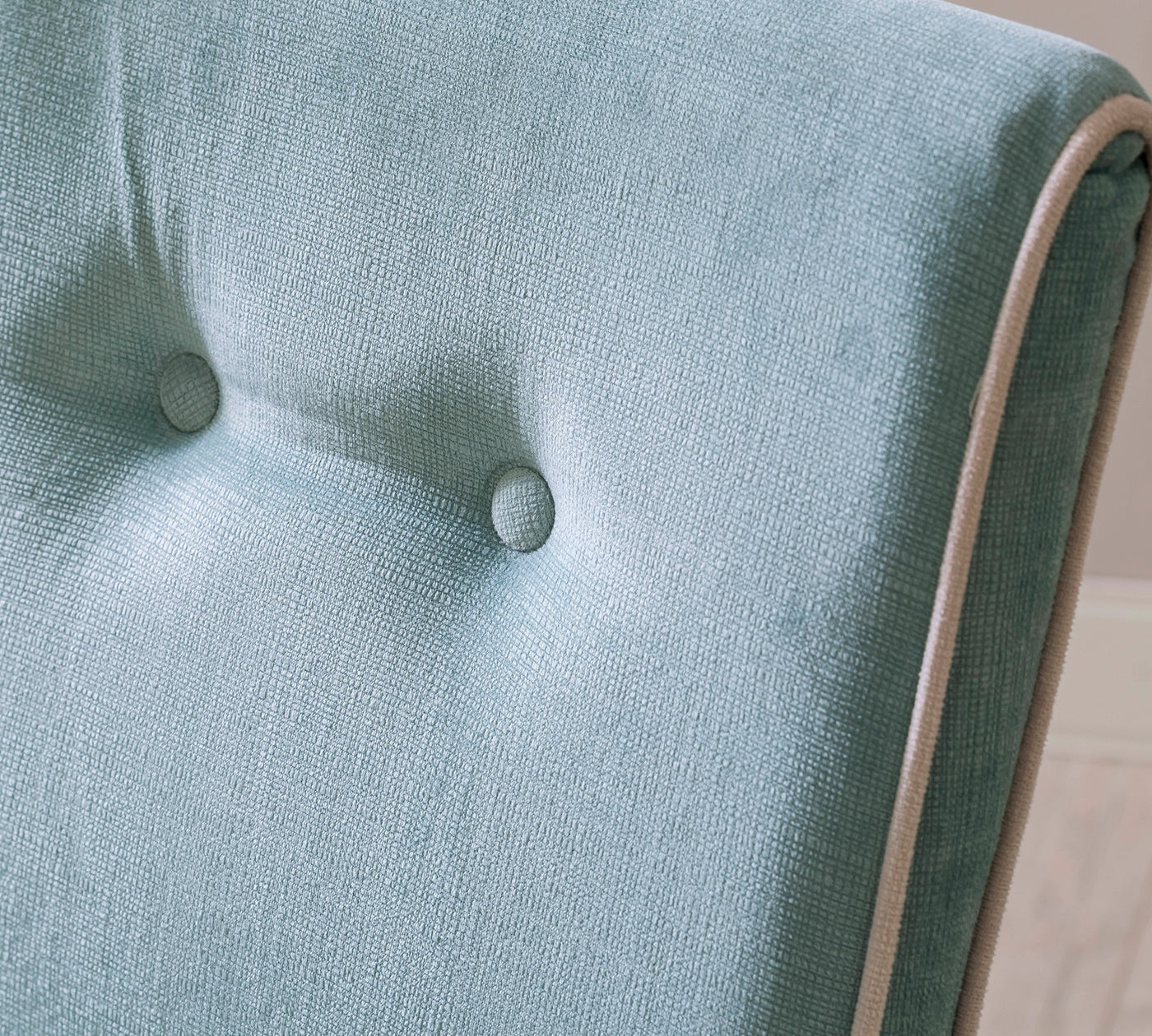 Soft Sandalye Mavi Yüzey Detayı